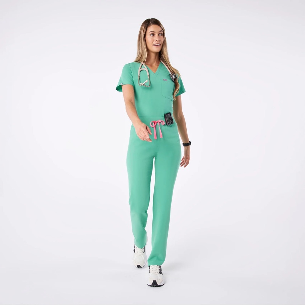 NWT Figs Surgical Green Set